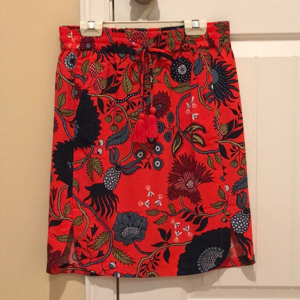LAST CHANCE Loft Skirt